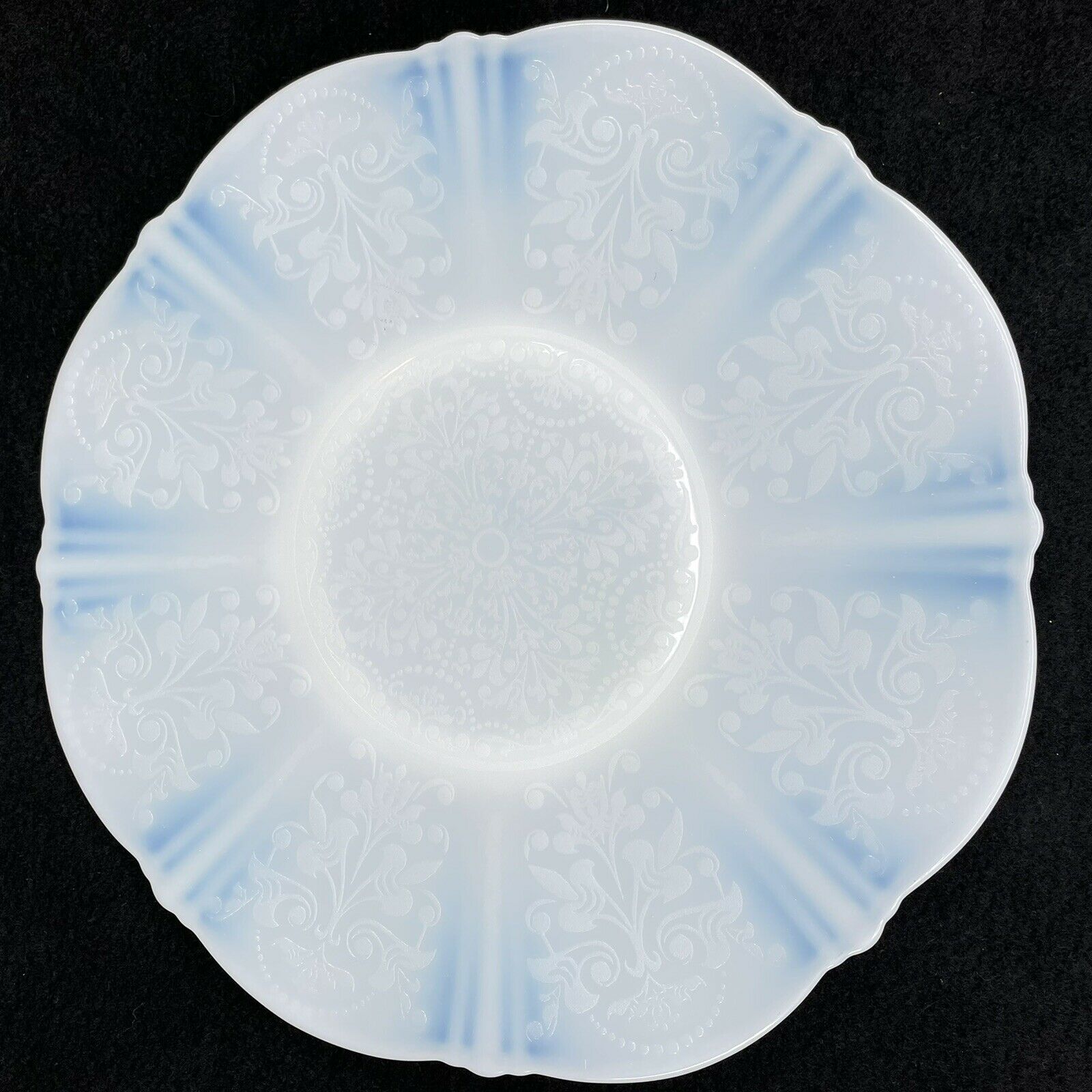 American Sweetheart Monax Depression Glass Plate 10.25” Euc