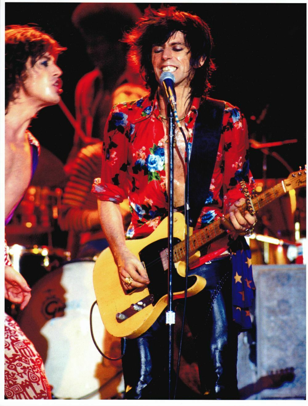 Rolling Stones 8.5 X 11 Color Photo Of Keith Richards / Mick Jagger # 1
