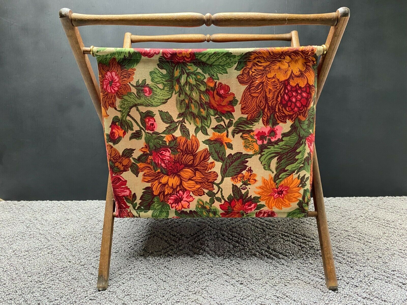 Vintage Folding Sewing Knitting Basket Floral Cloth Fabric Lined Bag Wood Frame